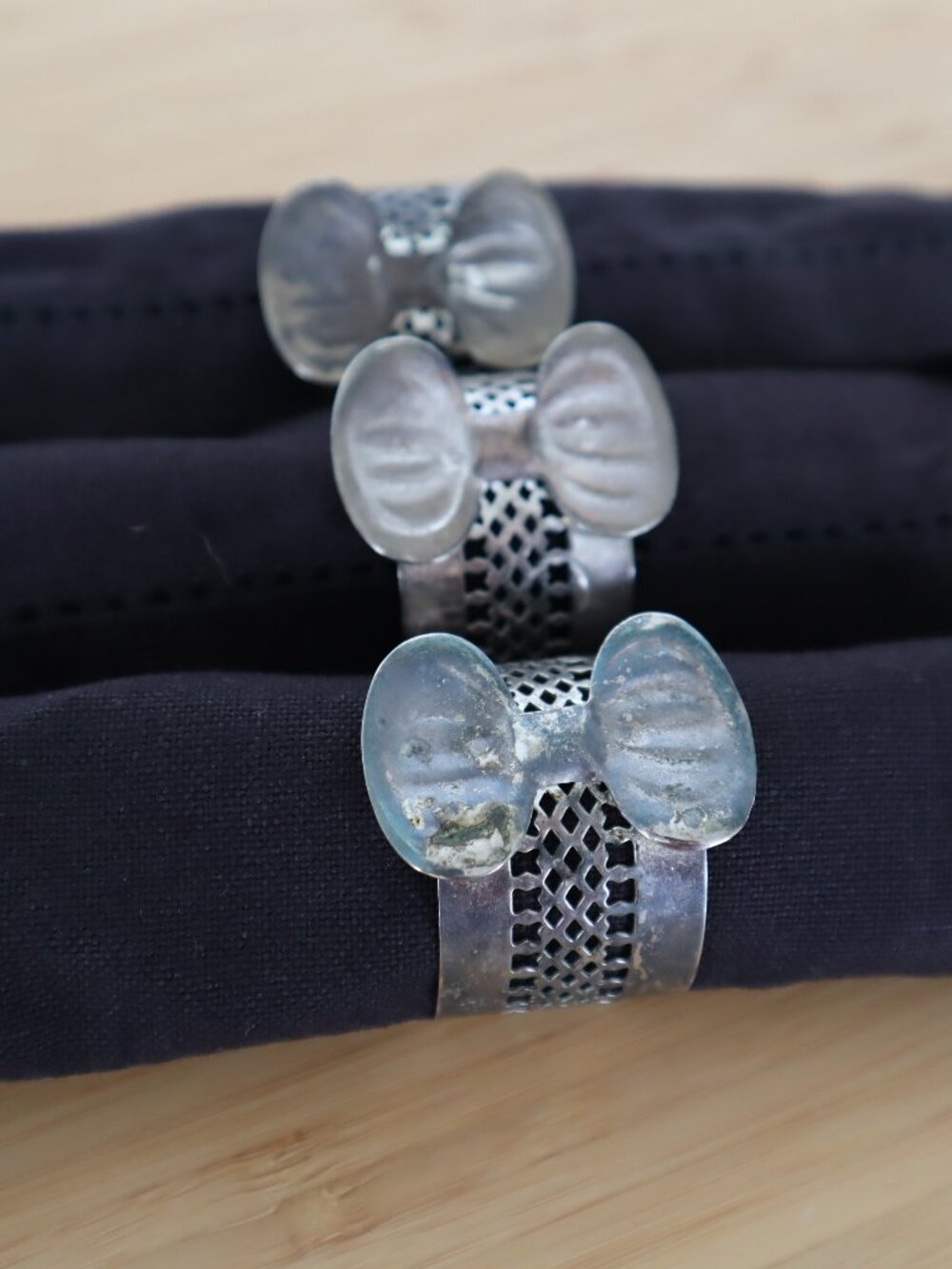 Set of 6 Vintage Coquette Bow Napkin Rings